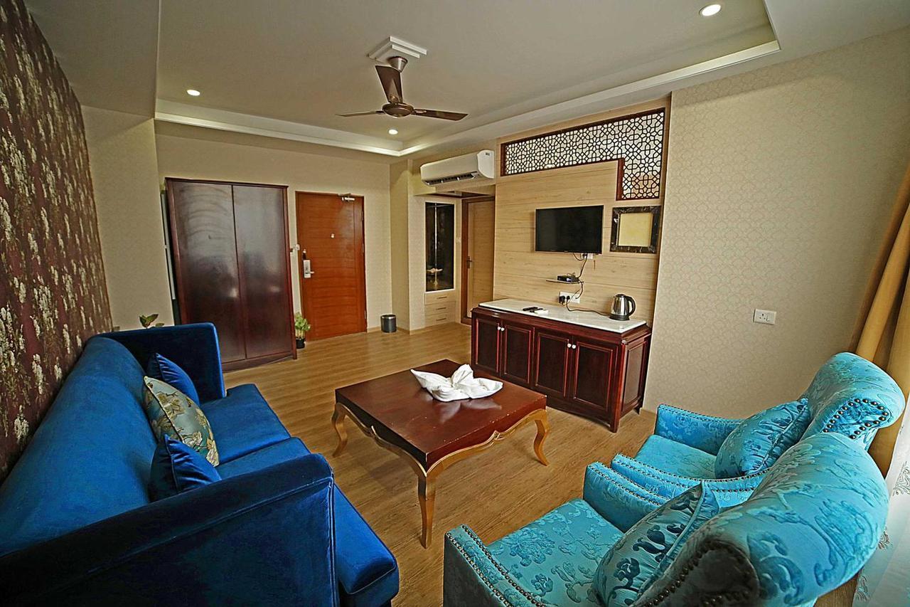 Royal Inn Nawalgarh Bagian luar foto
