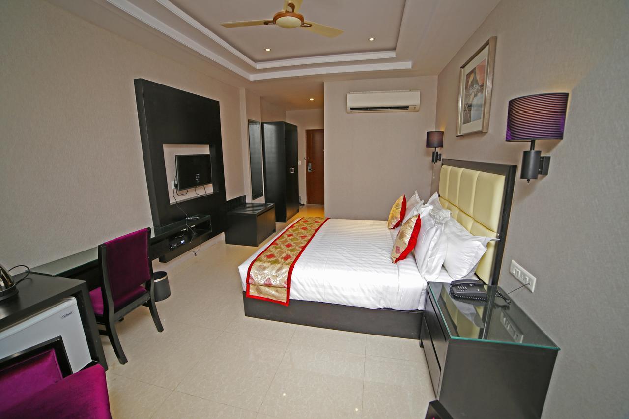 Royal Inn Nawalgarh Bagian luar foto